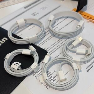 Apple Premium White Charging Cables
